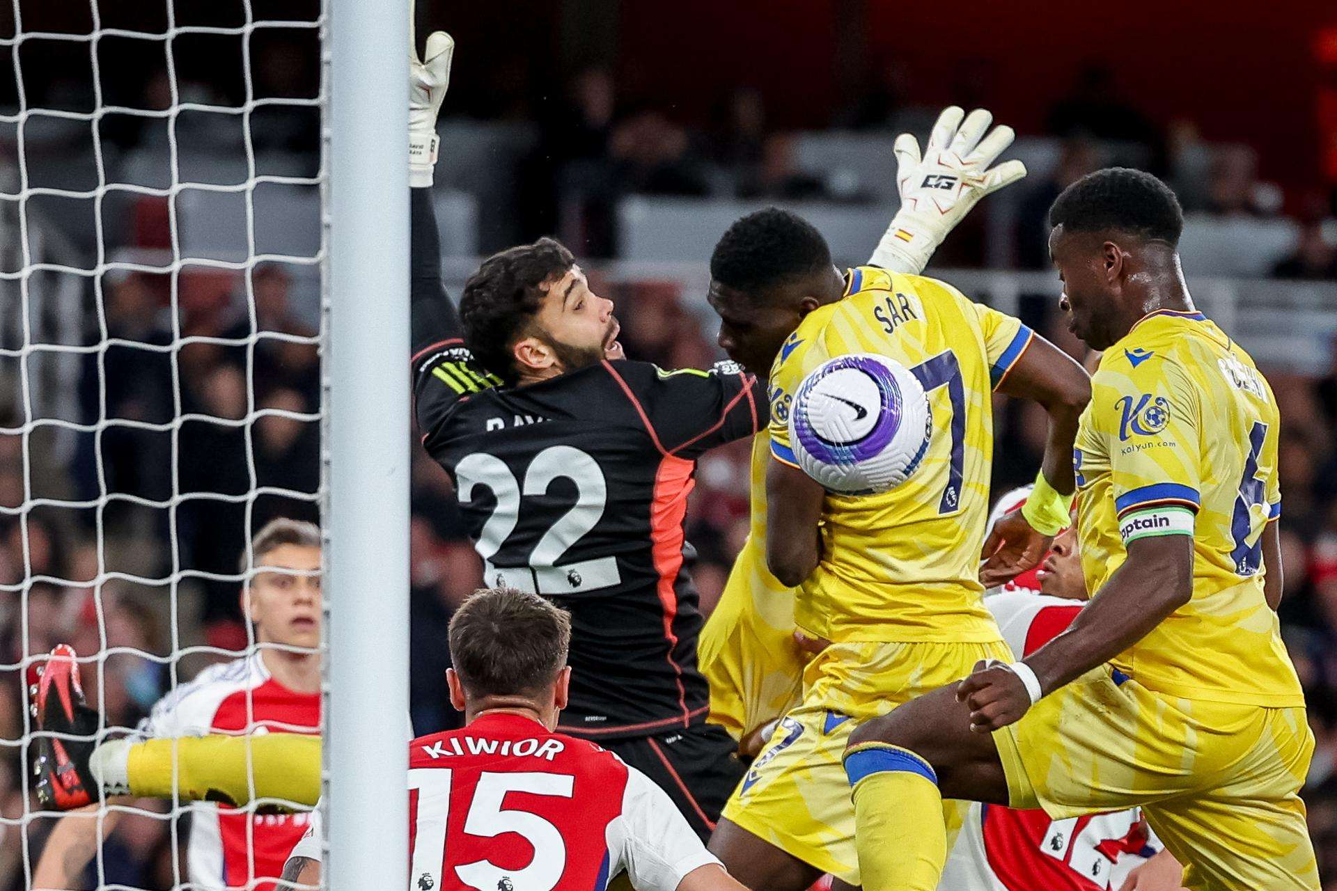 2-2. El Arsenal retrasa el alirón del Liverpool
