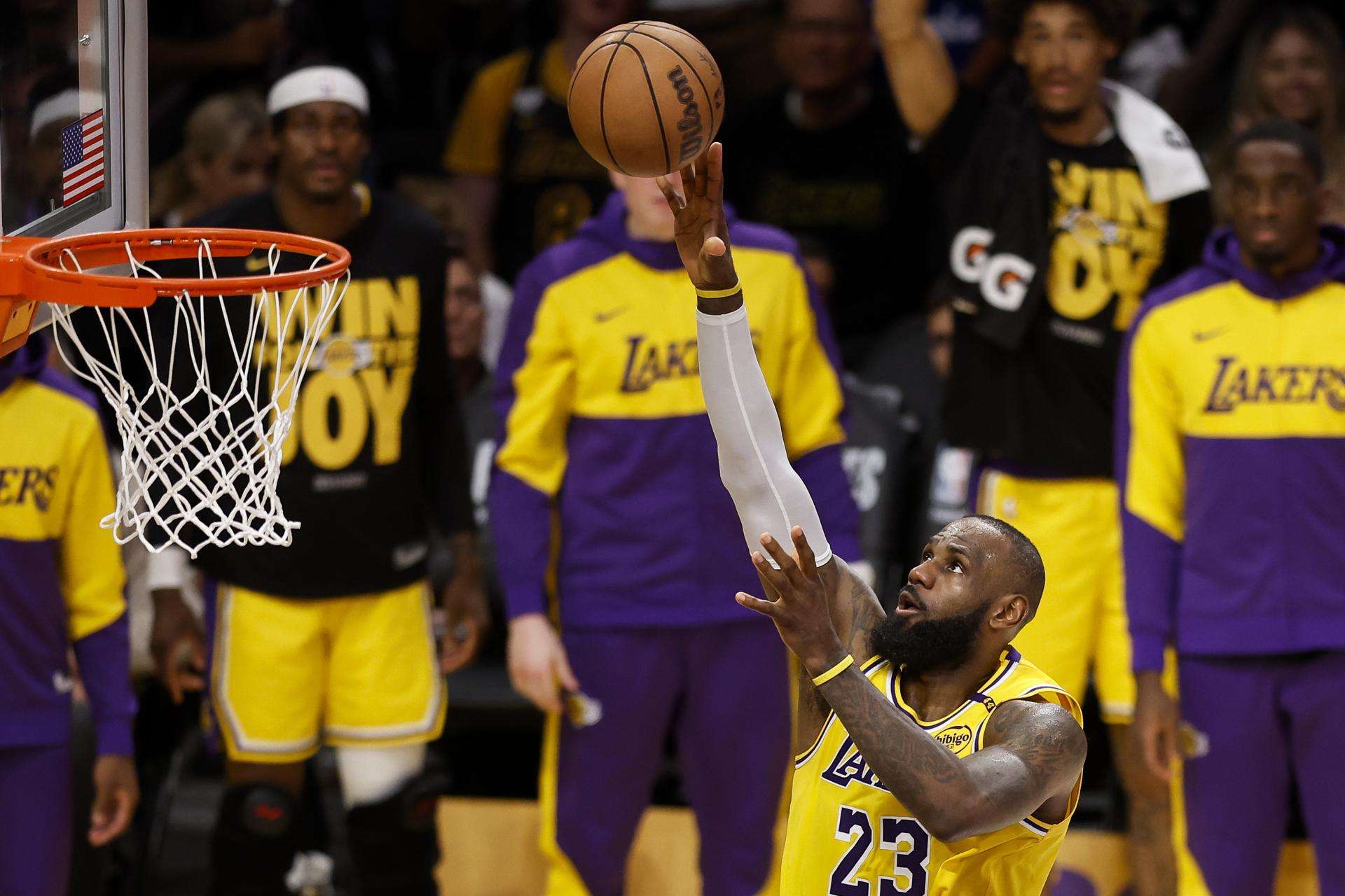 LeBron James, tras el encuentro contra los Wolves: «Hemos visto un buen rendimiento»