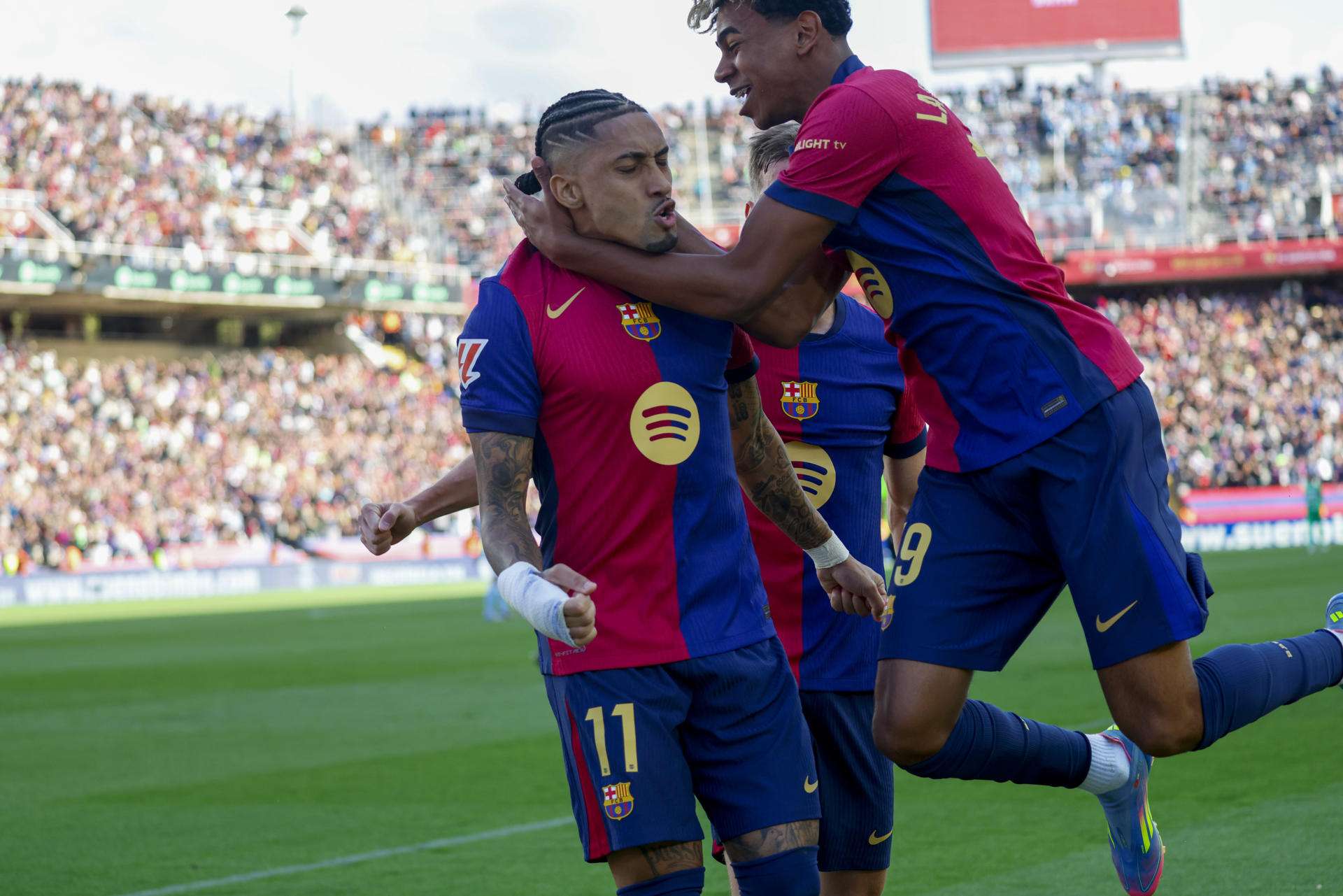 Triunfo de locura del Barcelona: Raphinha firma la remontada al minuto 98