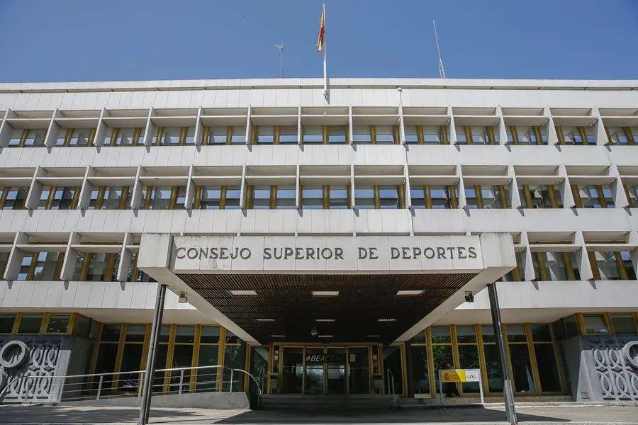 Consejo Superior de Deportes estima el recurso por Olmo y Víctor, que siguen inscritos