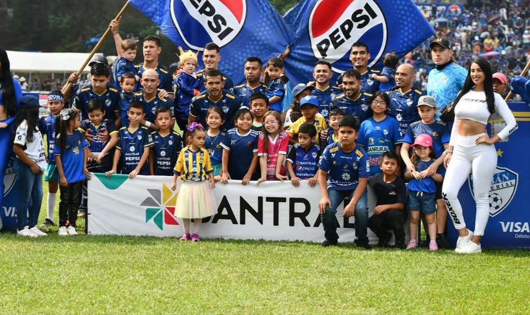 EN DIRECTO | Cobán Imperial y Antigua inician la lucha por el boleto a la final