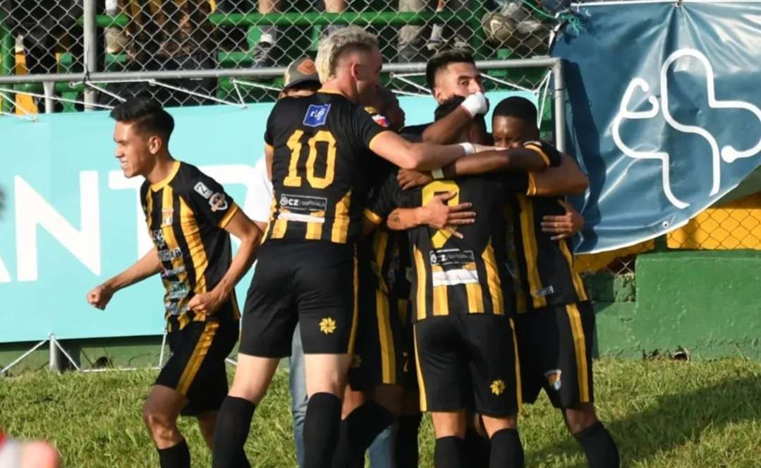 Rojos y Cremas dan la bienvenida a Aurora FC a Liga Nacional