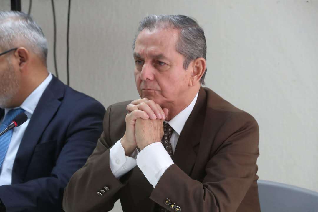 Tribunal exonera a exfuncionario de la SAT en caso Redes