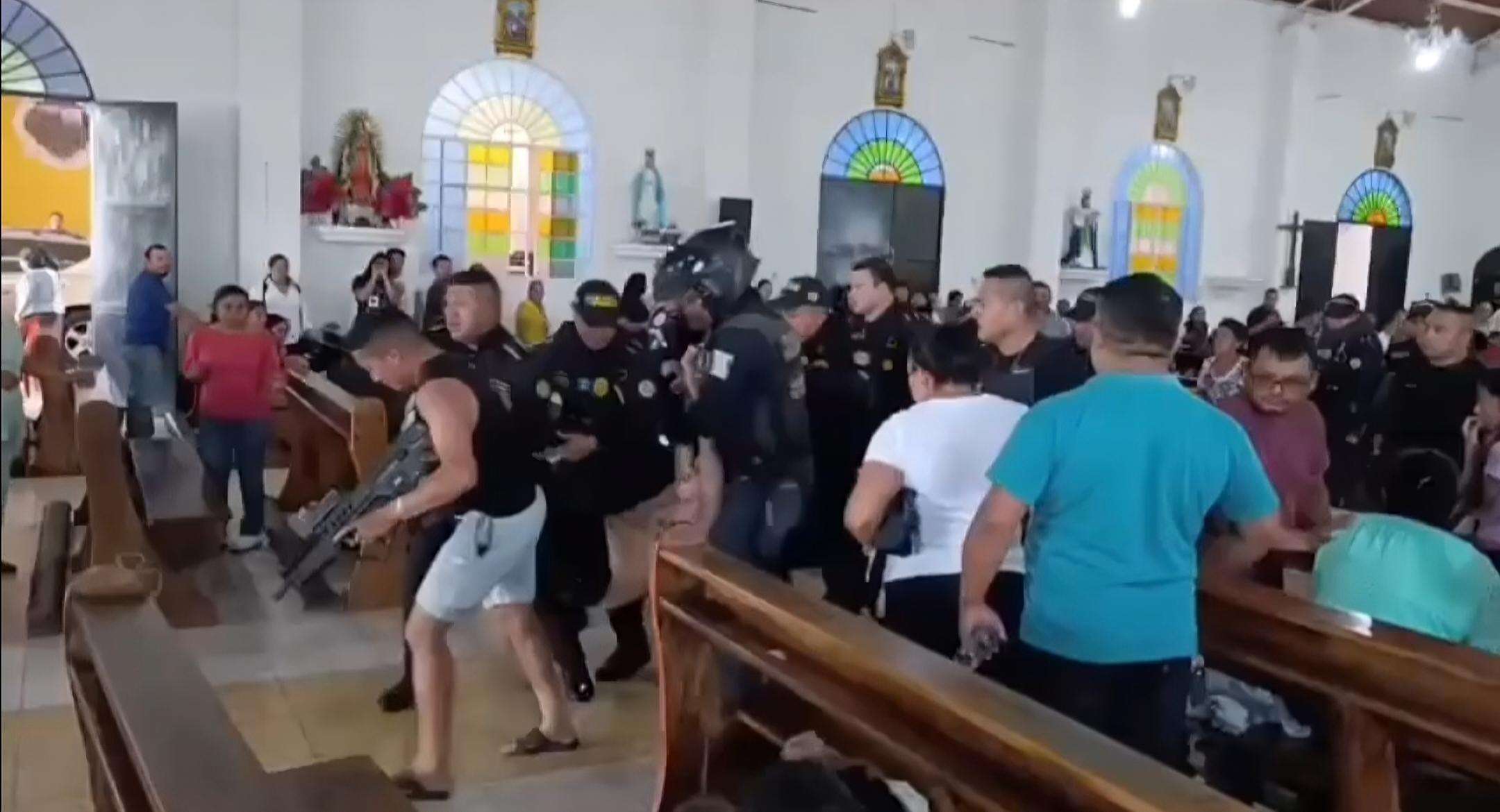 EN VIDEO | Sicario es detenido en una iglesia tras balacera y persecución en Villa Nueva