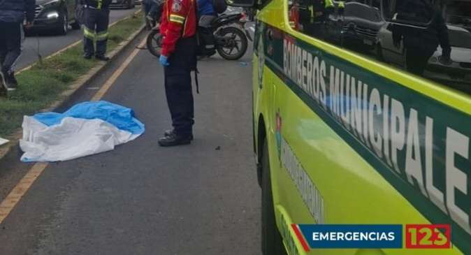 Accidente en calzada La Paz.