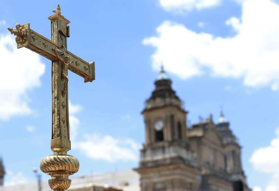 ¿Qué pasara con la procesión de Corpus Christi? Esto decidió la Iglesia ante el plantón en la Plaza