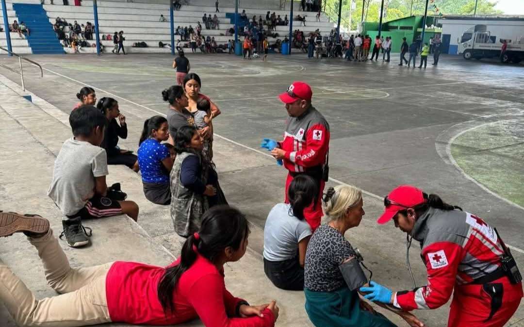 Actividad volcánica: ubicación de cada albergue y cantidad de personas