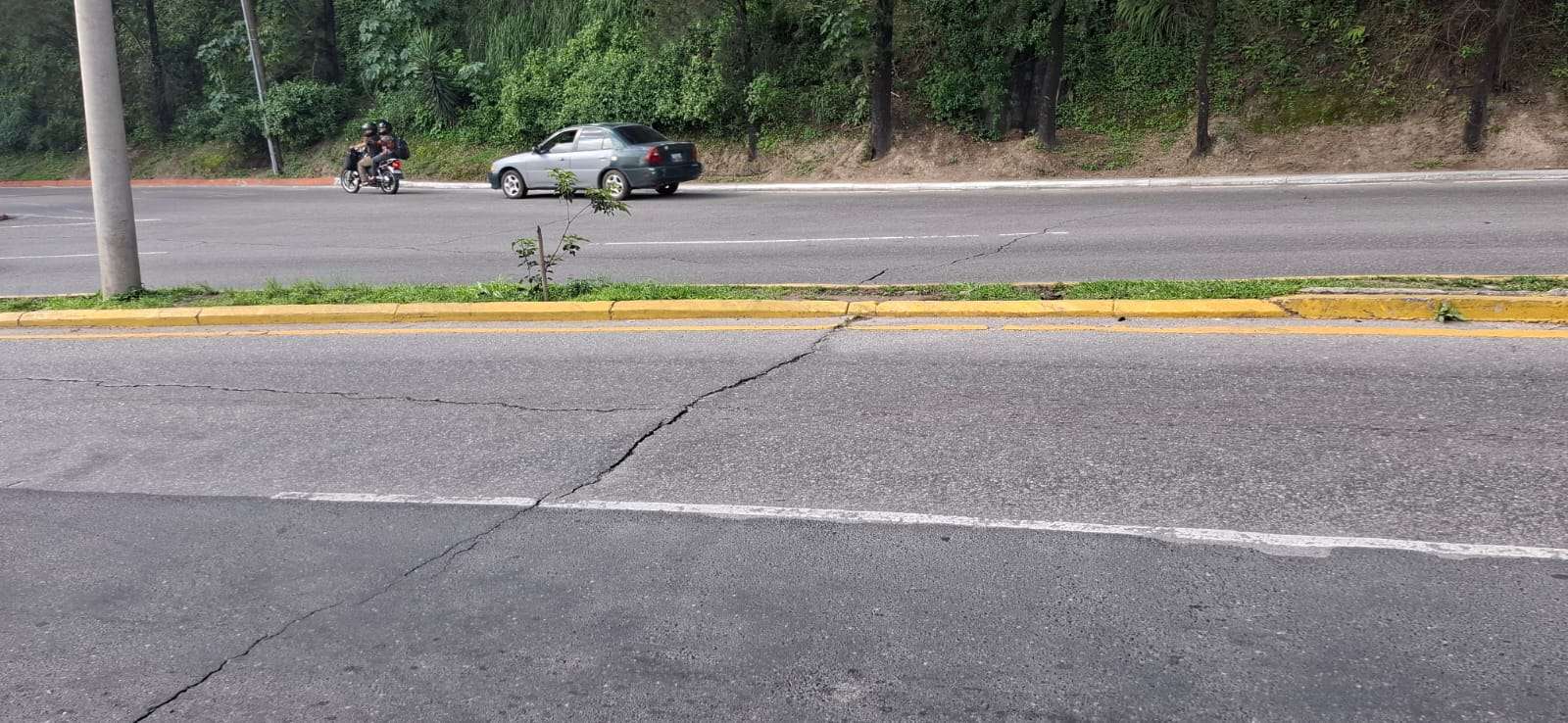 Estos son los trabajos que se realizarán para reparar las grietas en zona 16