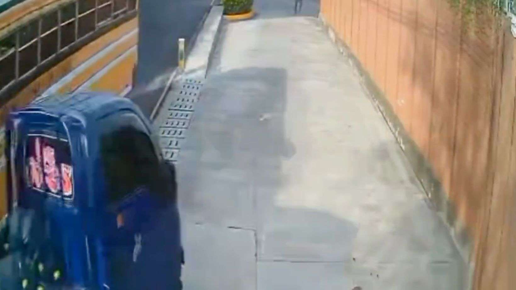 EN VIDEO | Un segundo más… y habría sido fatal: maniobra imprudente casi provoca tragedia