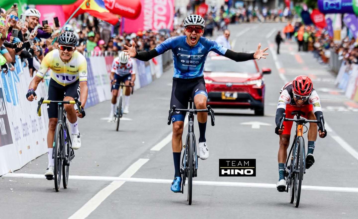 Hino-One-La Red-Suzuki y Yesid Pira cierran con podio la Vuelta a Colombia 2025