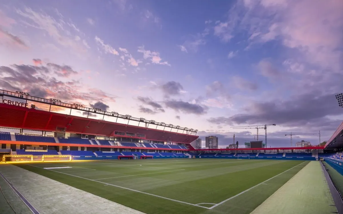 ¿Partido grande en estadio pequeño? LaLiga revisa el Johan Cruyff como alternativa al Camp Nou
