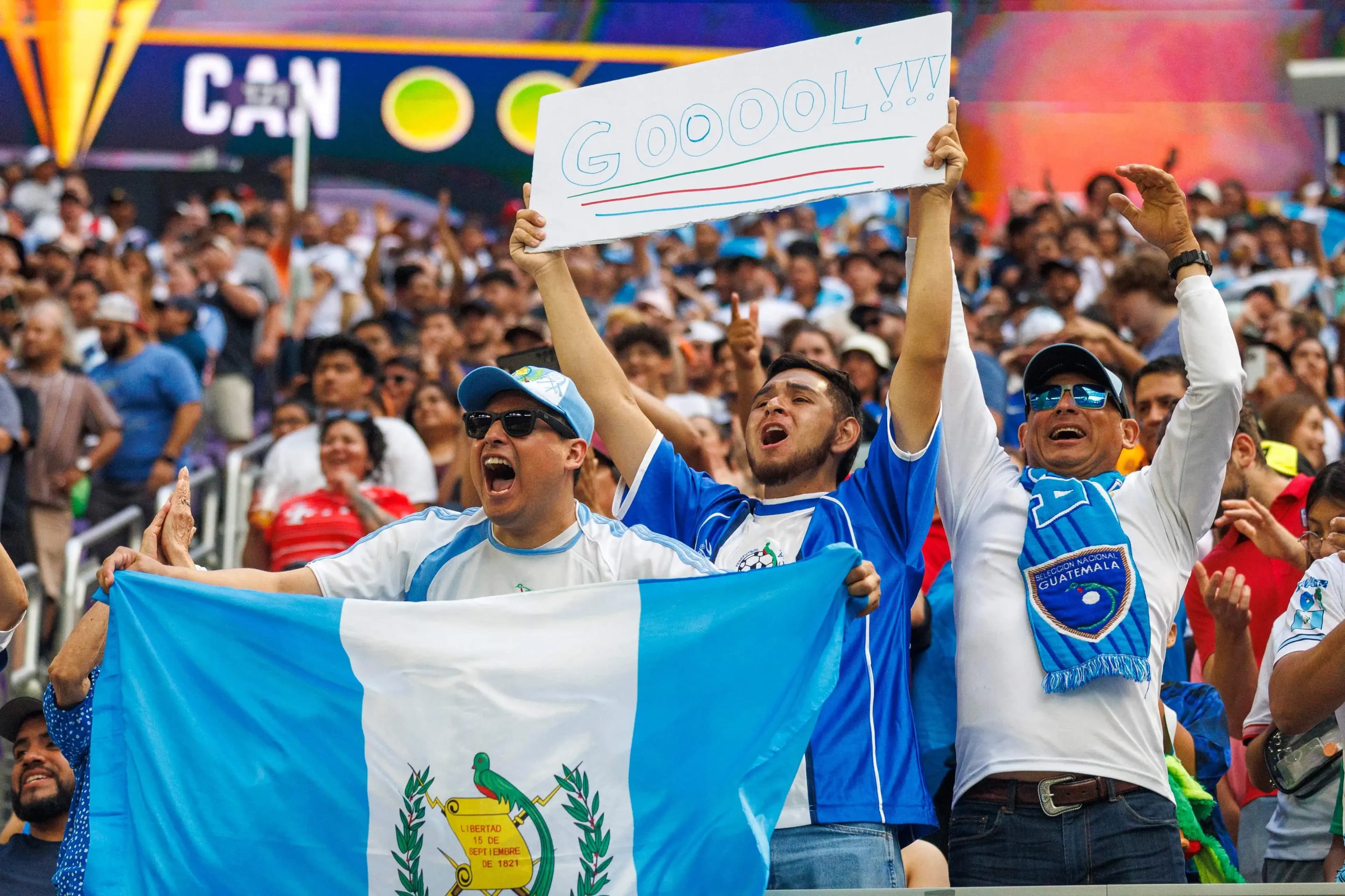 ¡“Somos La Red de Chapines” se viraliza! La canción que une a toda la afición