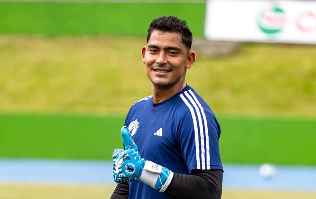 ¿Por qué es tendencia Fredy Pérez, portero de Comunicaciones?