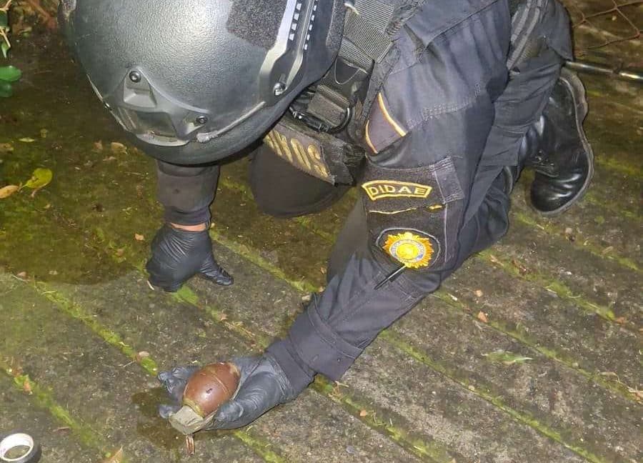 ¡Desactivada a tiempo! PNC neutraliza granada de fragmentación en Mixco