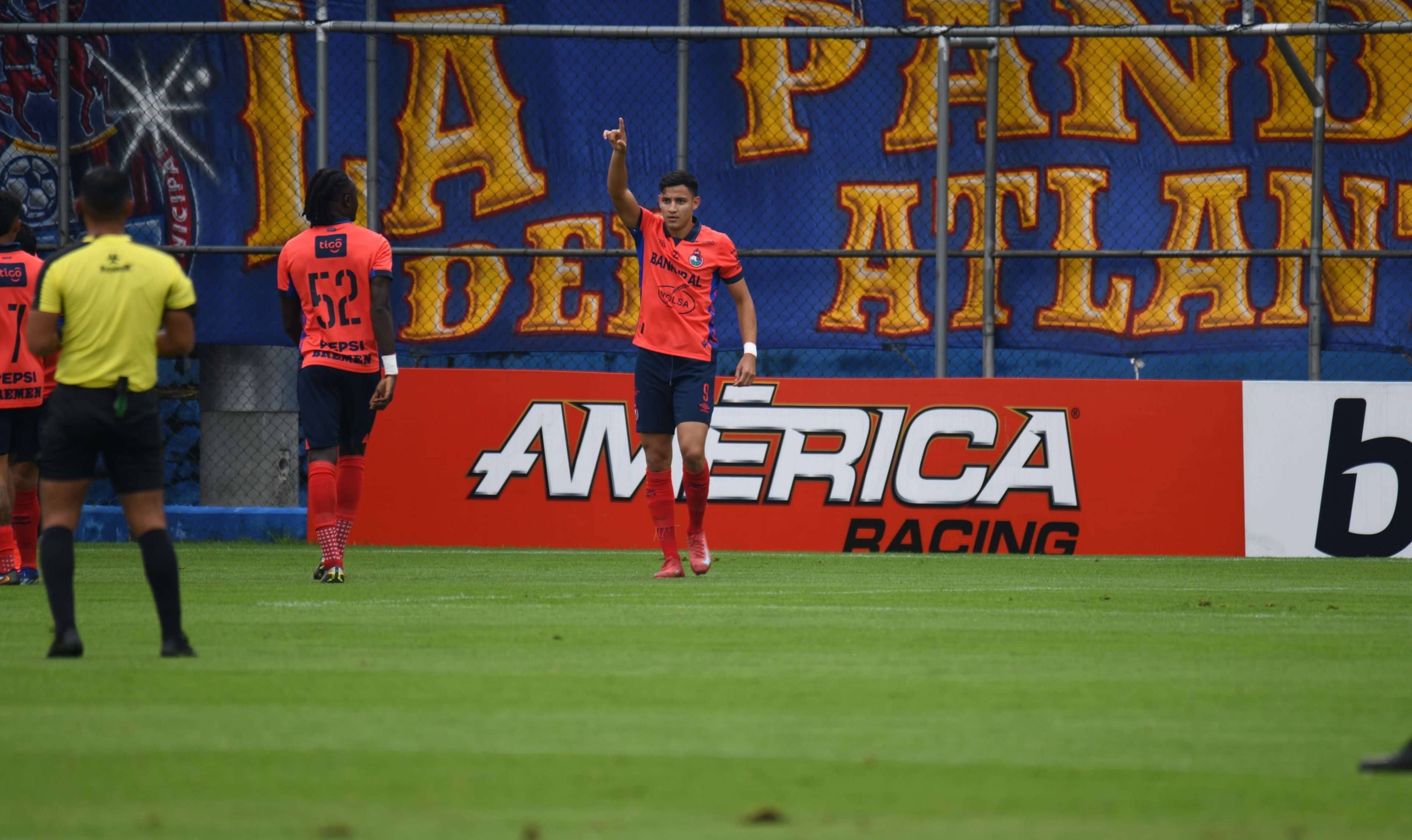 EN DIRECTO | Escucha aquí el minuto a minuto del partido Municipal vs Marquense