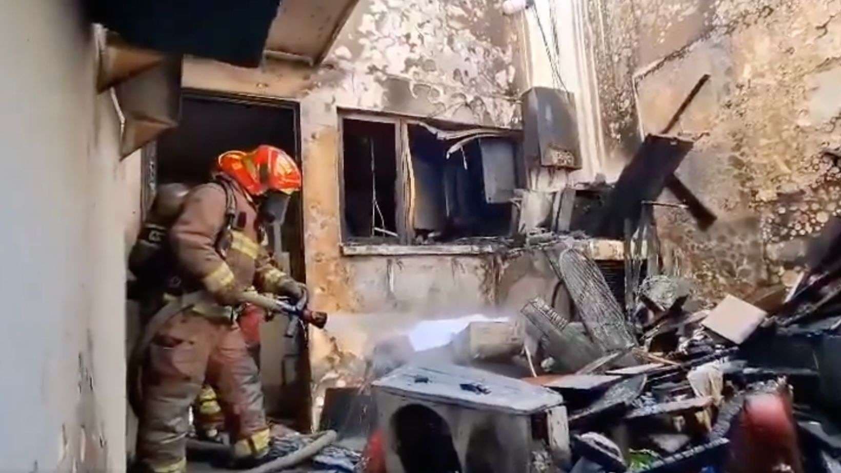¿Fuga de gas? Incendio provoca quemaduras en un hombre