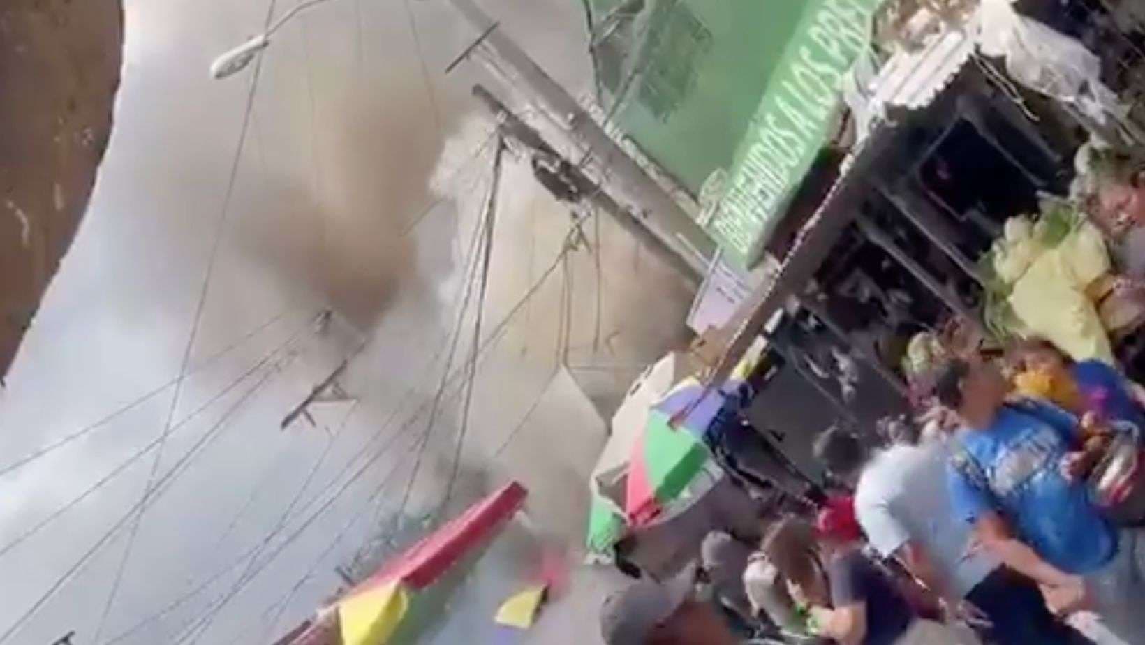 Incendio en venta de juegos pirotécnicos alarma a comerciantes de Escuintla