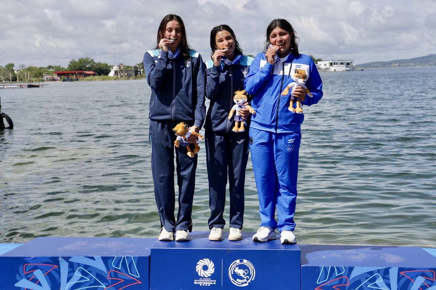 ¡Campeones en Petén! Guatemala brilla con cuatro medallas en aguas abiertas
