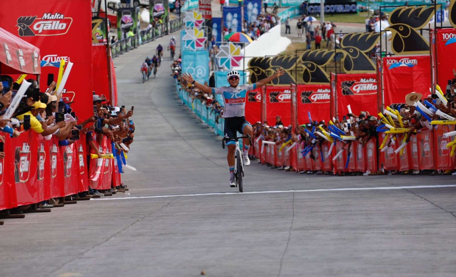 sebastián calderón.