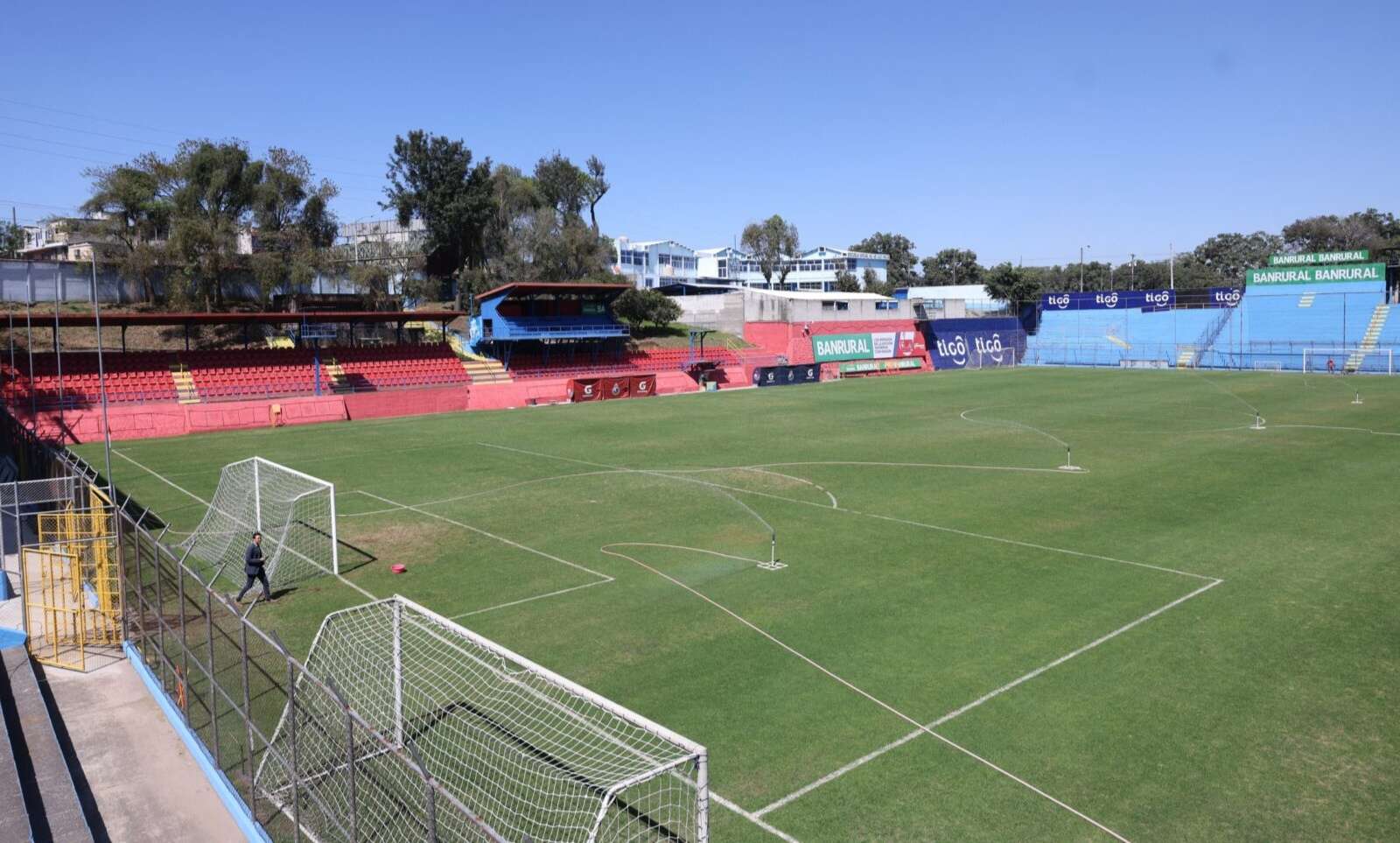 FIFA confirma sanción con reducción de aforo, ¿Qué responde Fedefut?