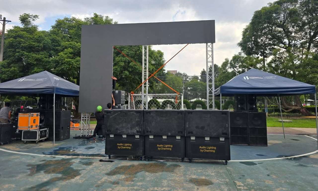 Pantallas gigantes para el Guatemala vs Panamá