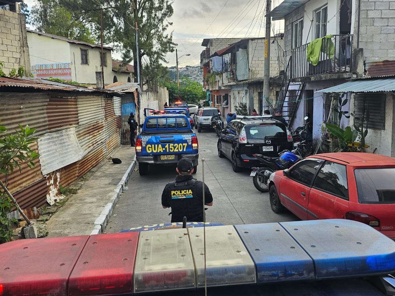 ¡Villa Nueva despierta con operativos! Autoridades desarrollan 10 allanamientos tras la fuga de Fraijanes II