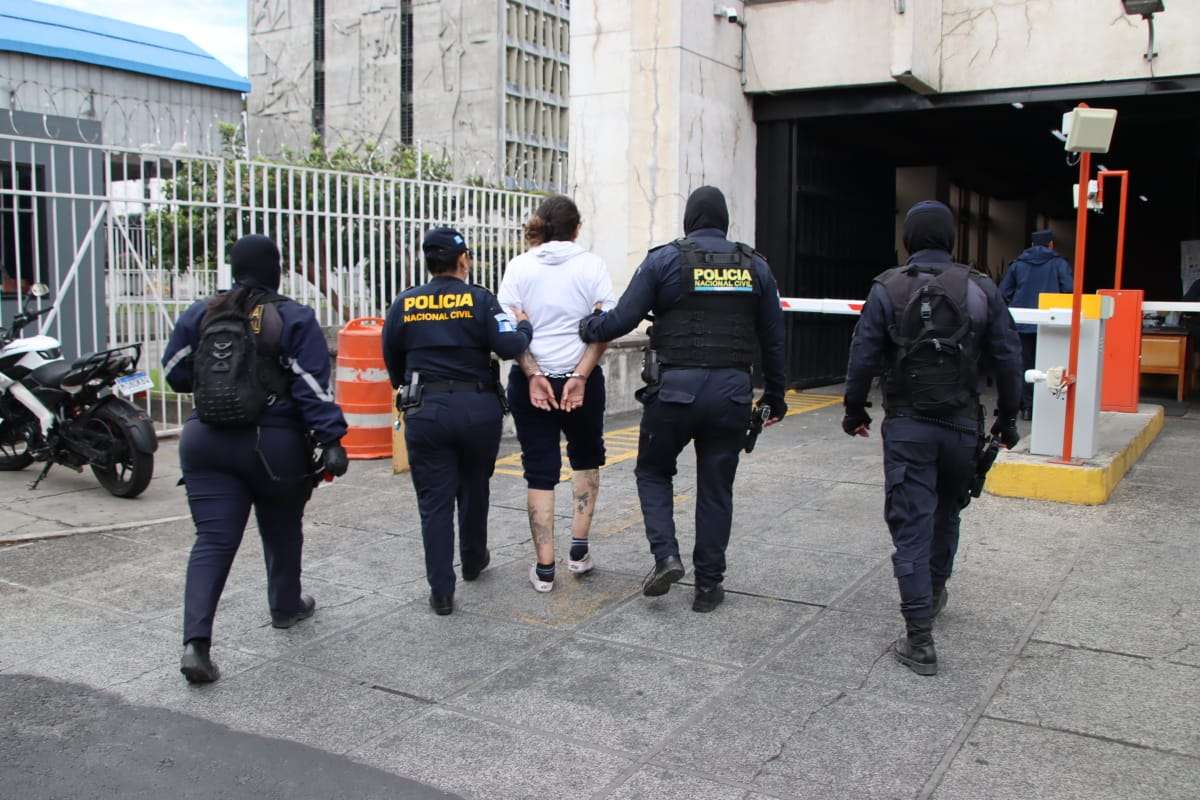 Capturan a “La Ruby”, presunta pandillera acusada de asesinar a su pareja