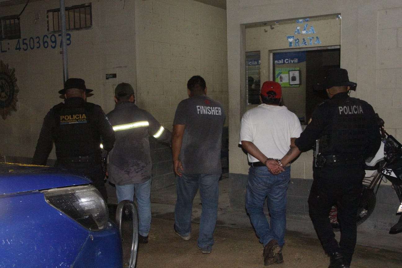Una visita rutinaria a la cárcel termina en captura múltiple por sus identificaciones