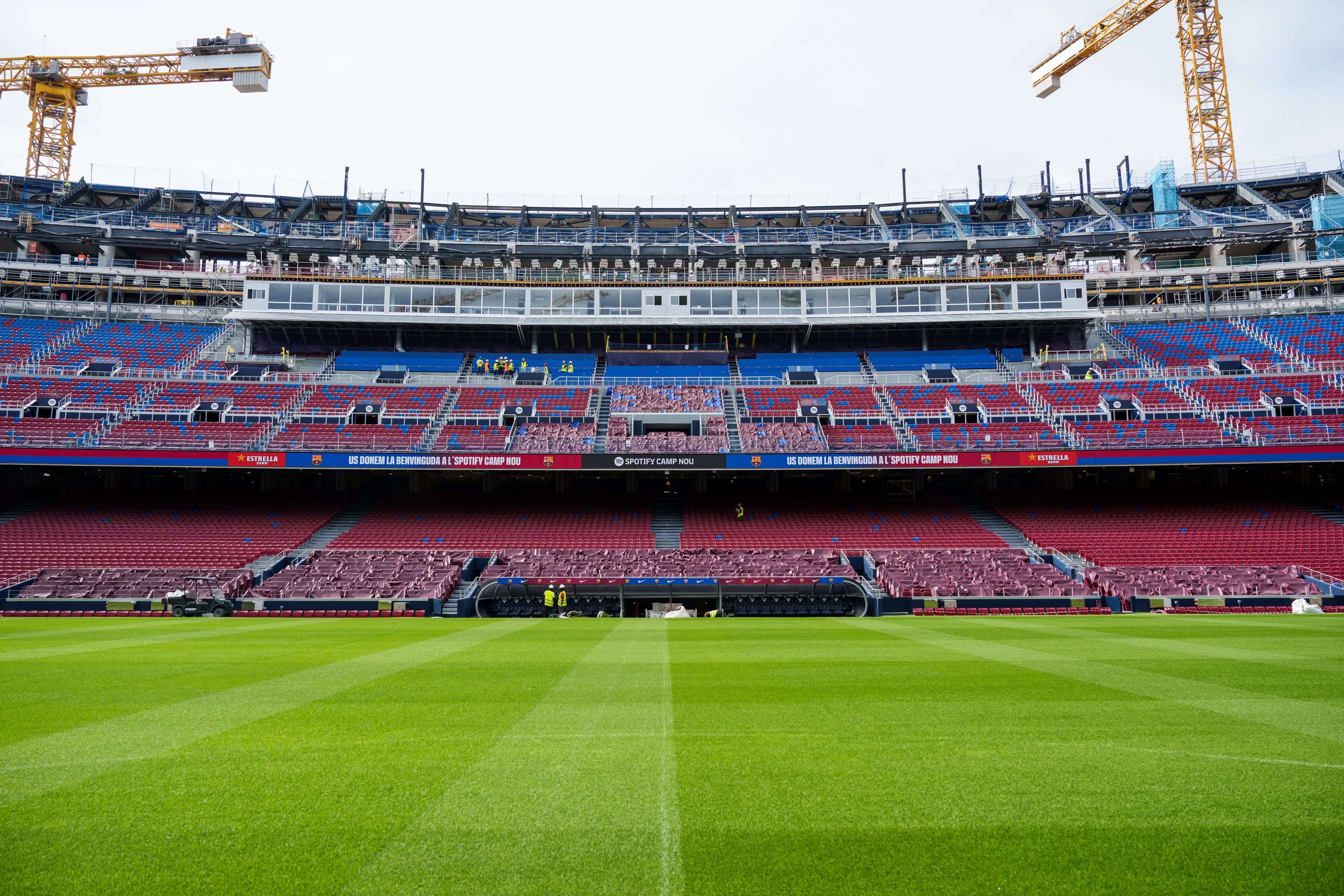 ... y 894 días después el Spotify Camp Nou vuelve a abrir sus puertas