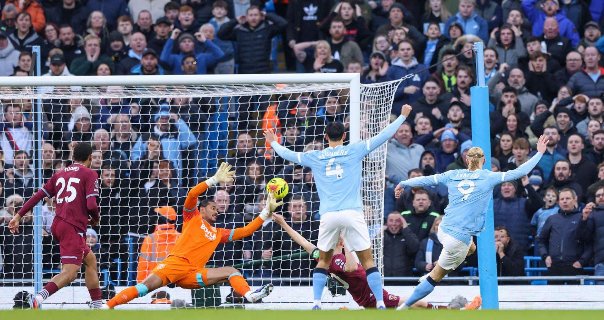 El Manchester City, lanzado hacia el liderato de la Premier League