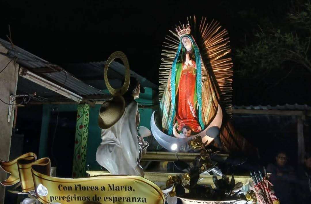 Procesión en Boca del Monte provoca complicaciones viales la noche de este jueves