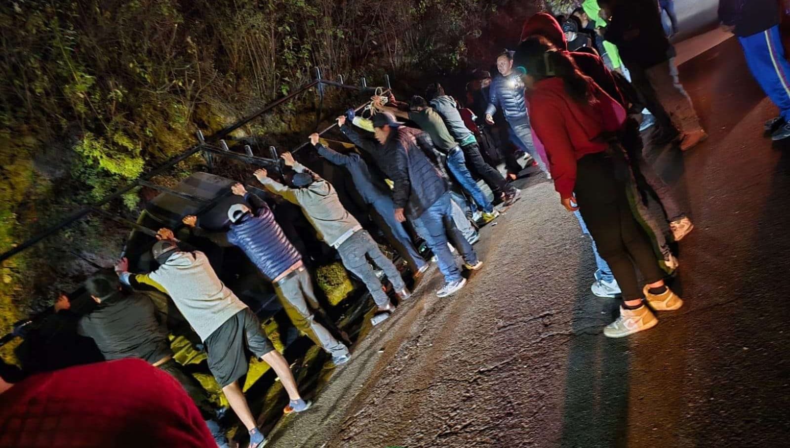 Falla en los frenos provoca accidente en San Marcos