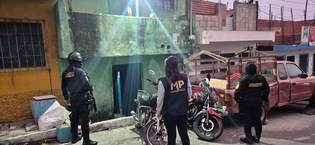 Autoridades intervienen inmueble en Mixco por caso de narcoactividad