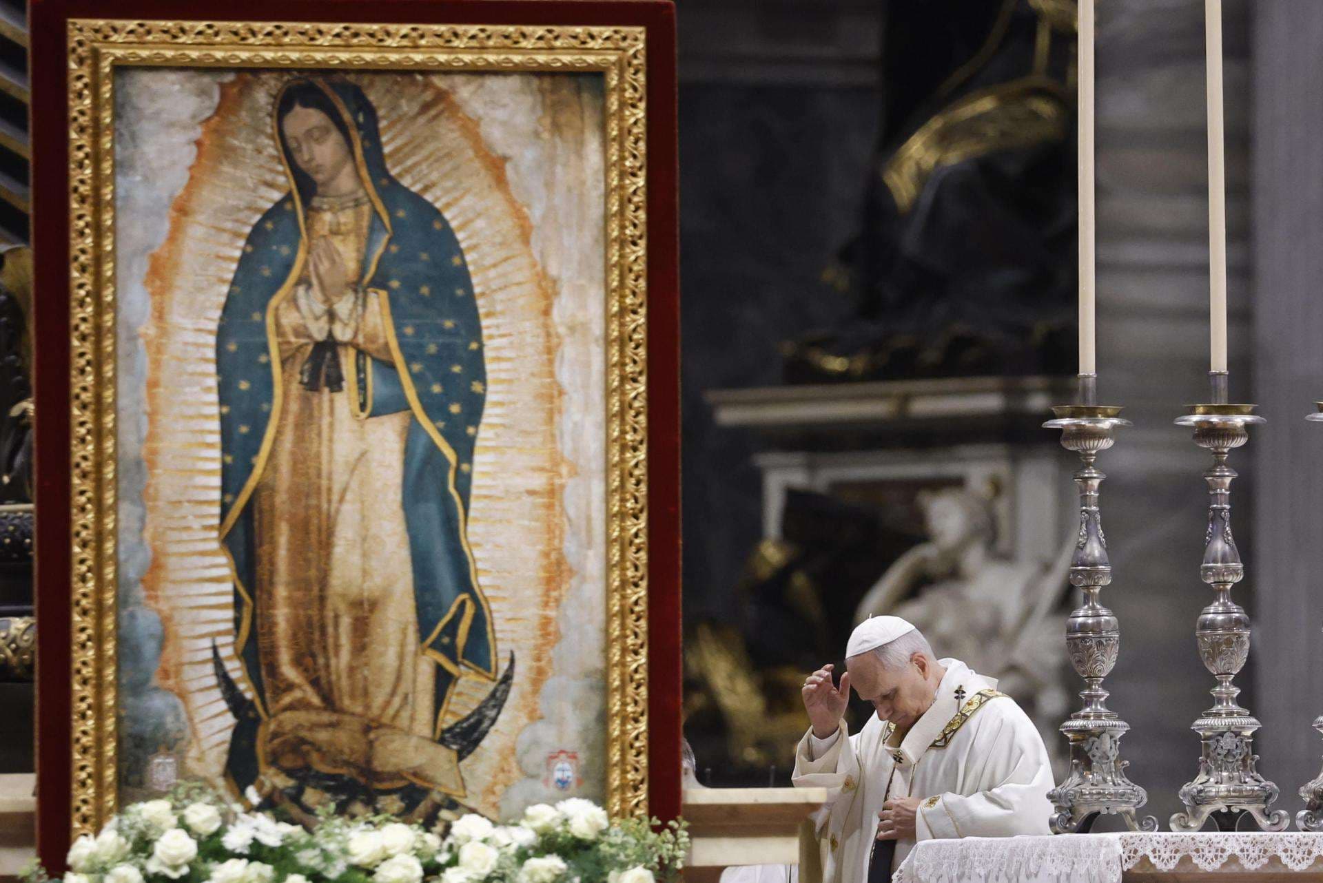 El papa pide a la Virgen de Guadalupe que aleje a los jóvenes del crimen y las adicciones
