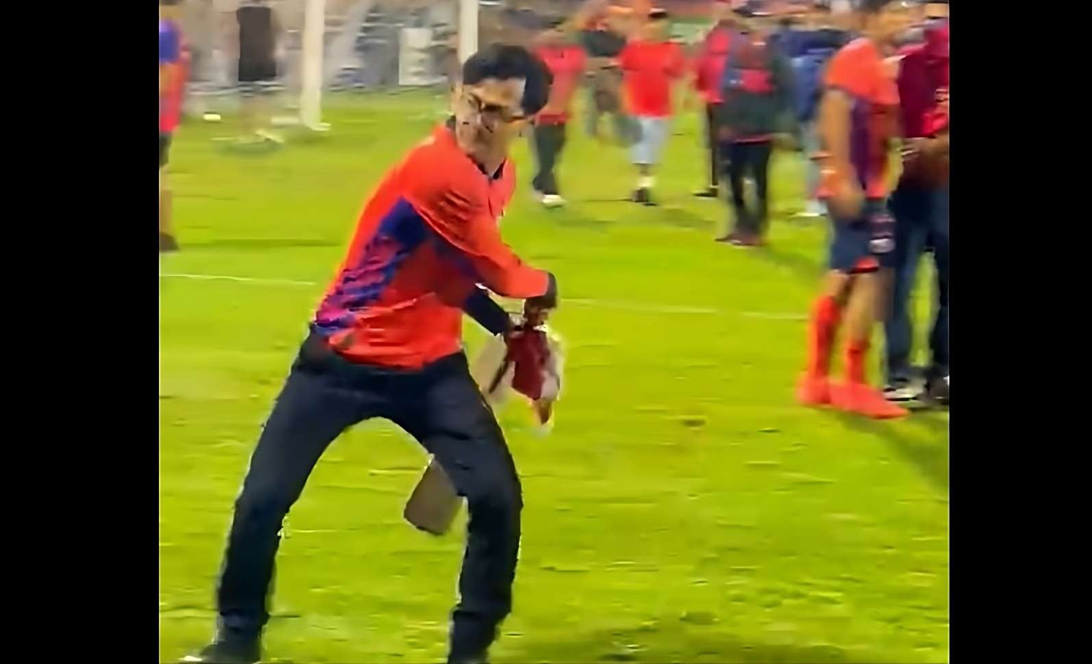 aficionado de municipal.