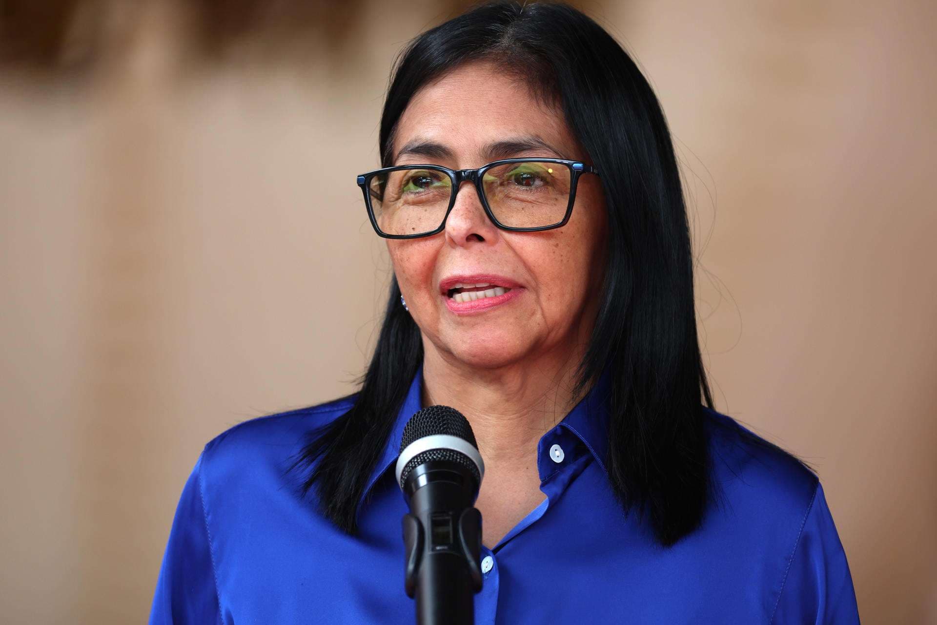 Delcy Rodríguez dice que sigue "abierto" el proceso de excarcelación de presos políticos