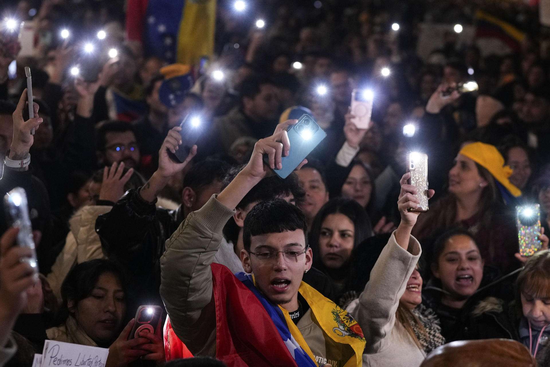 Los antichavistas piden en España perseverar hasta que Edmundo González tome posesión