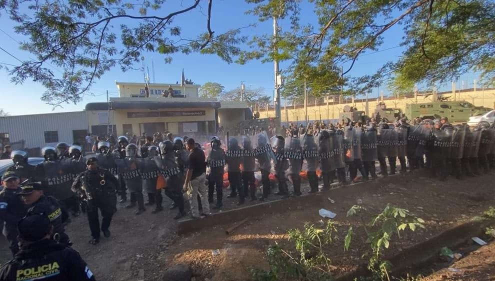 “No cederemos ante el terror”: Vicepresidenta rechaza negociar con criminales