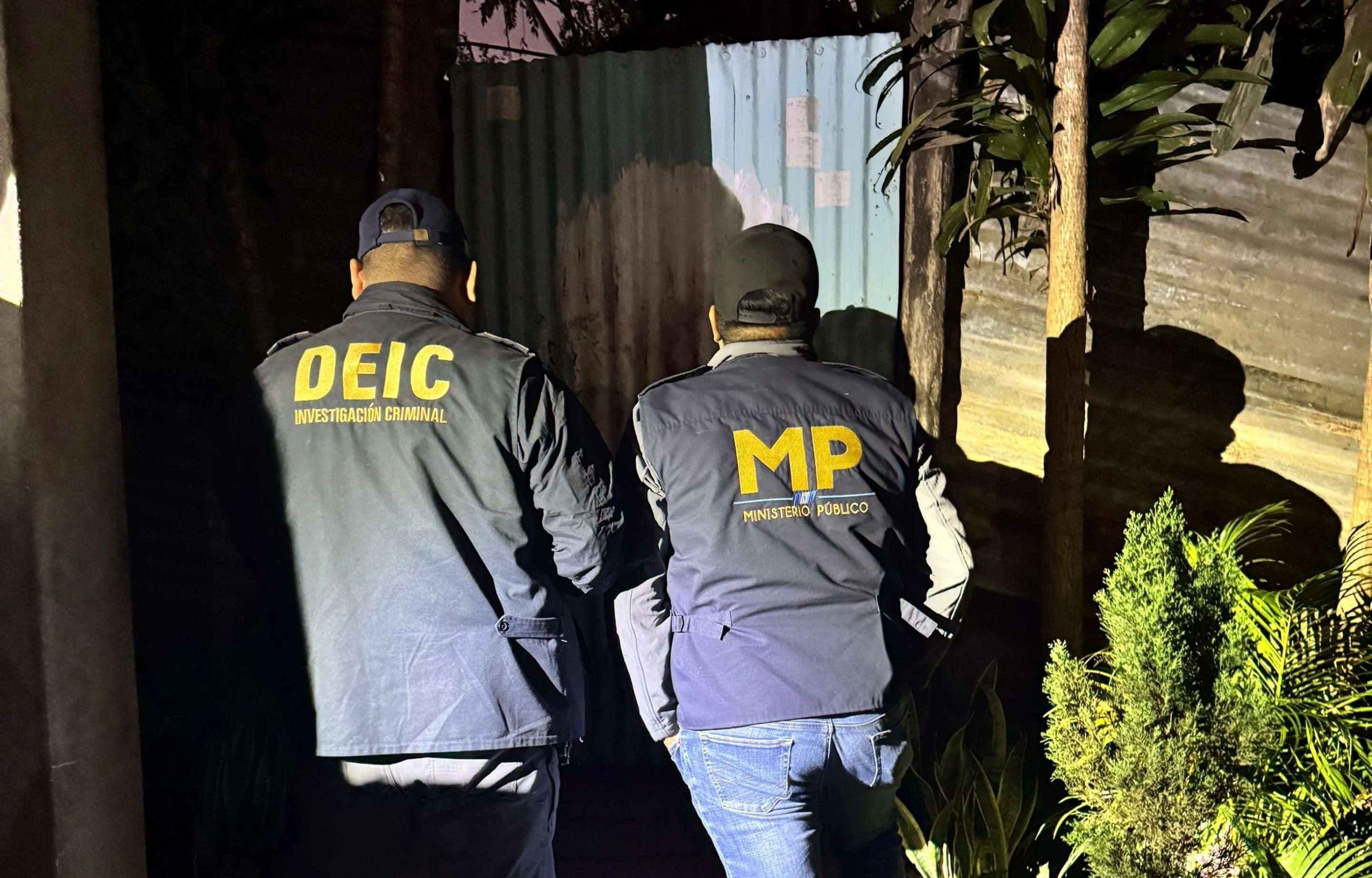 Ataque armado frente a edificio municipal es investigado por el MP