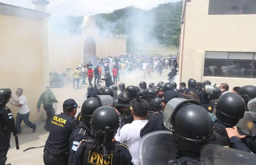 ¿Votar con miedo? El impacto de la violencia política en la democracia