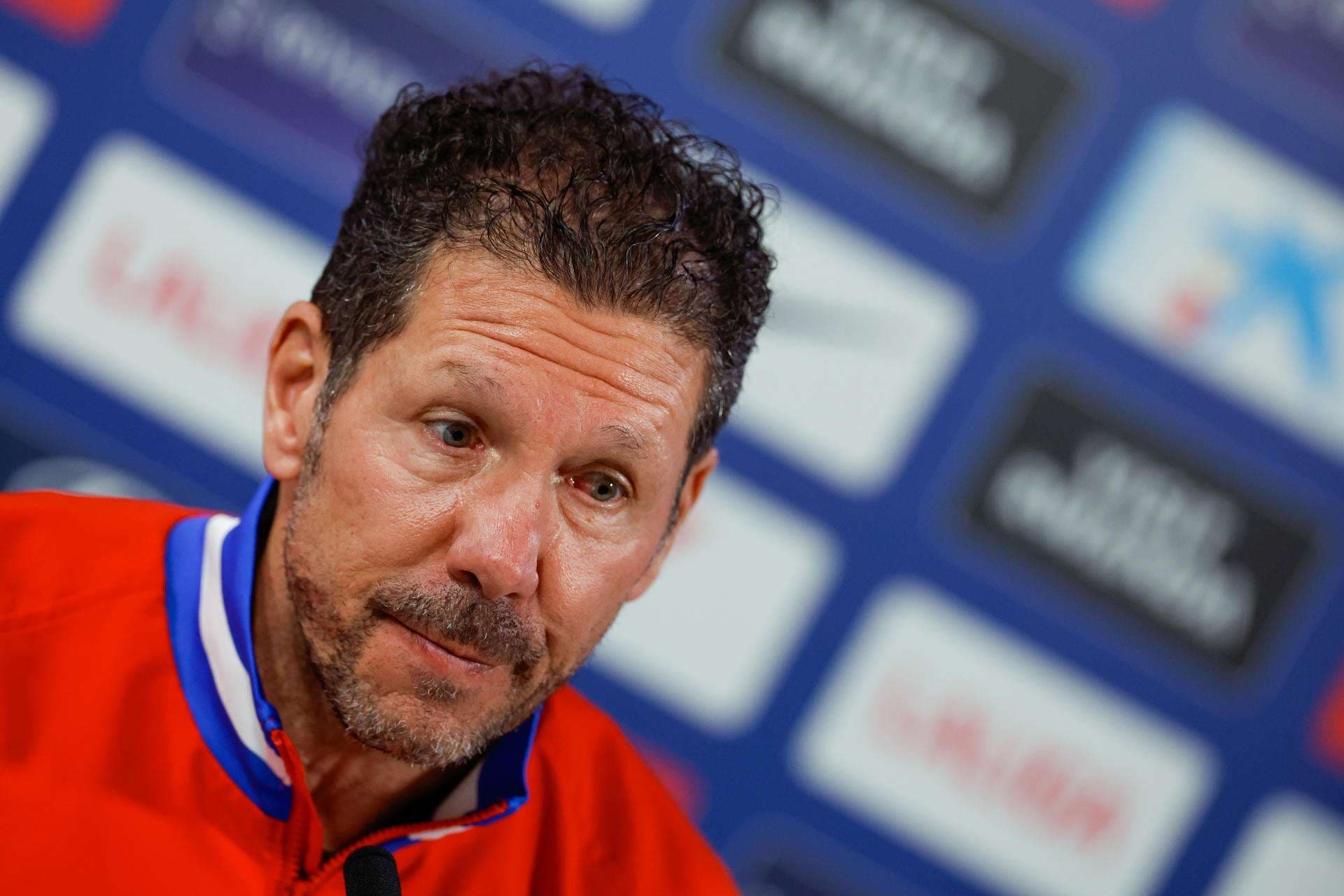 Simeone: Necesitamos que Lookman sienta la camiseta como la de Nigeria