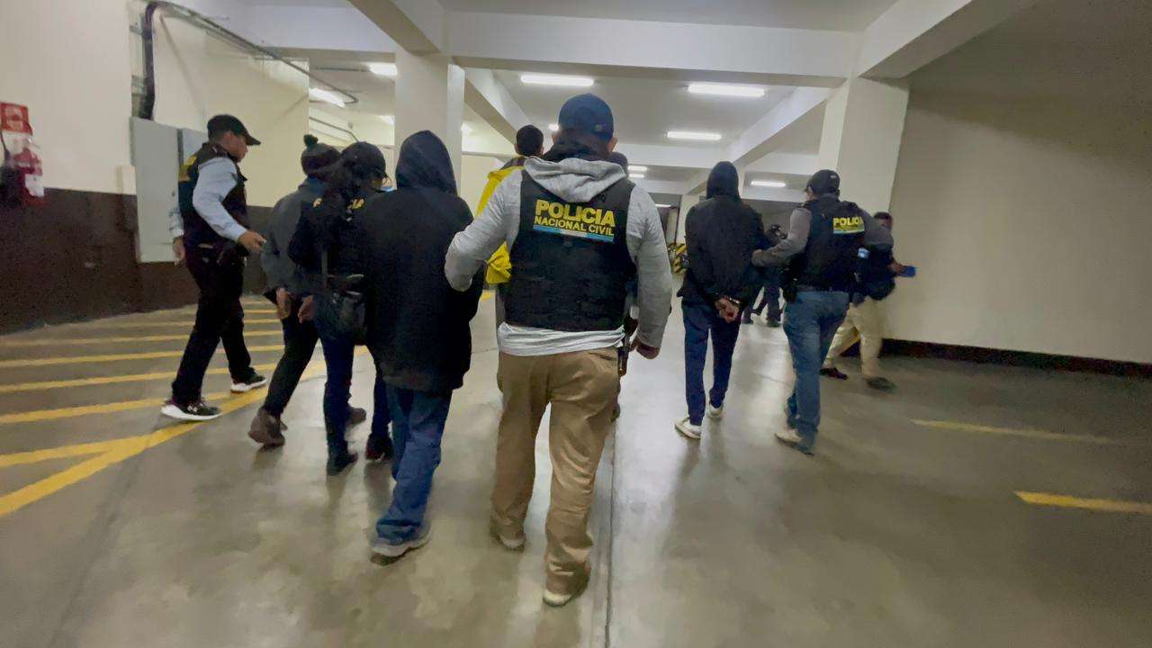 De radiotransmisores a droga: así operaba el grupo del Barrio 18 capturado en Amatitlán