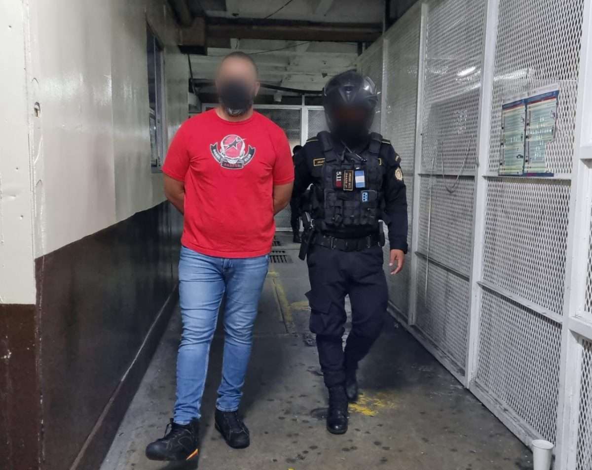 Cae presunto líder de “Los Pitufos”, sindicado de lavado de dinero