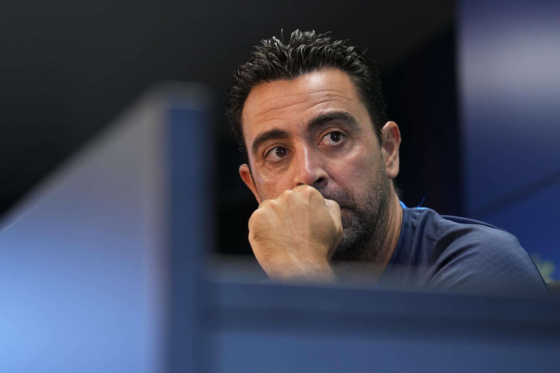 El entrenador del Barcelona, Xavi Hernández, en la rueda de prensa previa al partido contra la Real Sociedad. EFE/Alejandro García