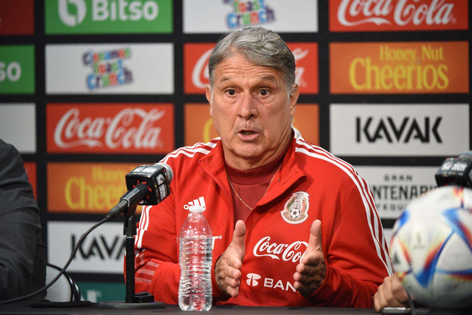 Fotografía de archivo del argentino Gerardo Martino, seleccionador de México. EFE/Max Simbron