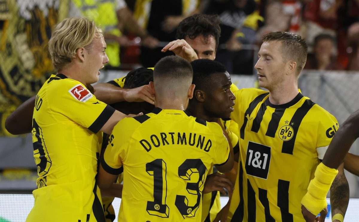 EFE/EPA/RONALD WITTEK