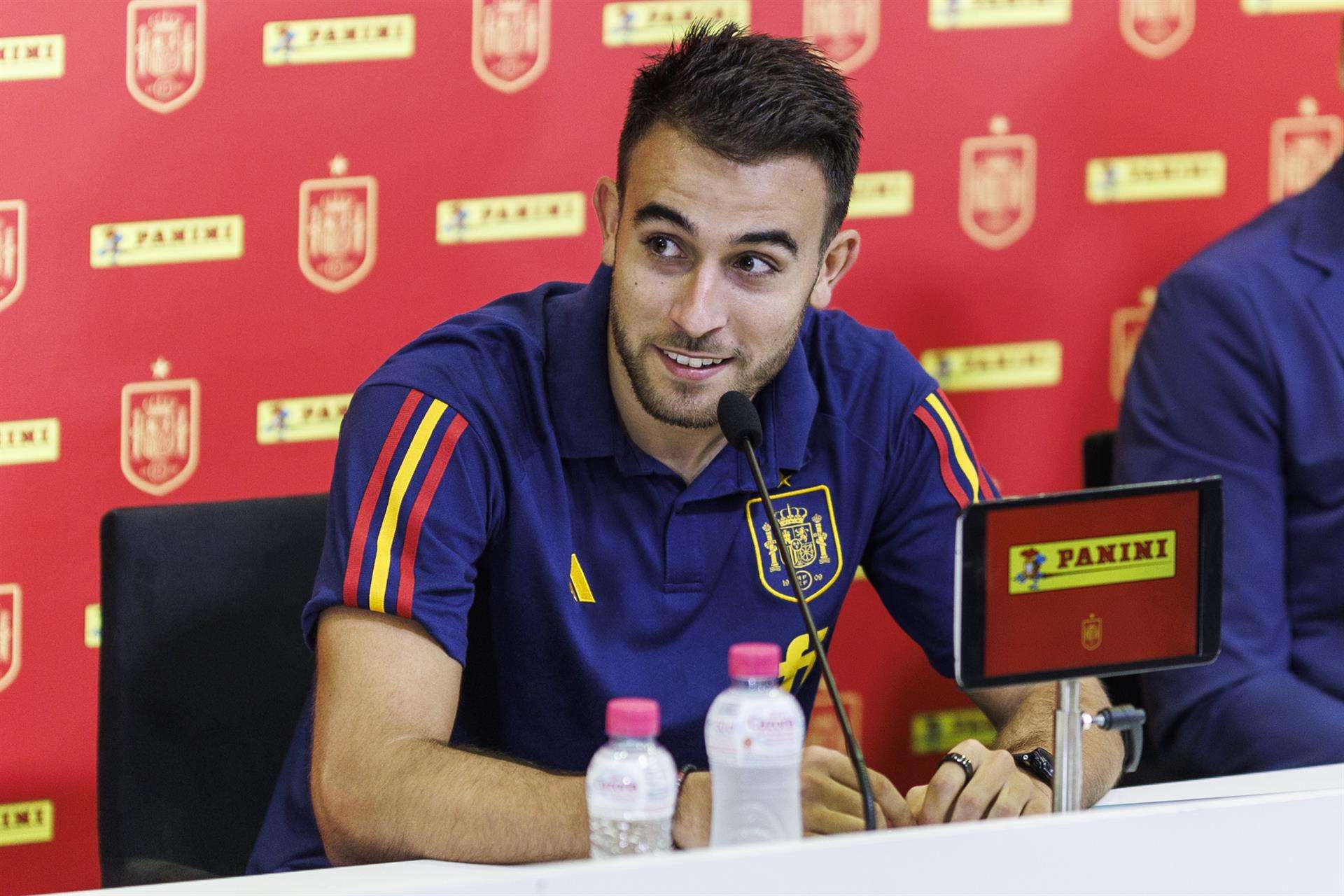 El futbolista de la selección española Eric García, durante la rueda de prensa celebrada en la Ciudad de Fútbol de Las Rozas, Madrid. EFE/ Rodrigo Jiménez