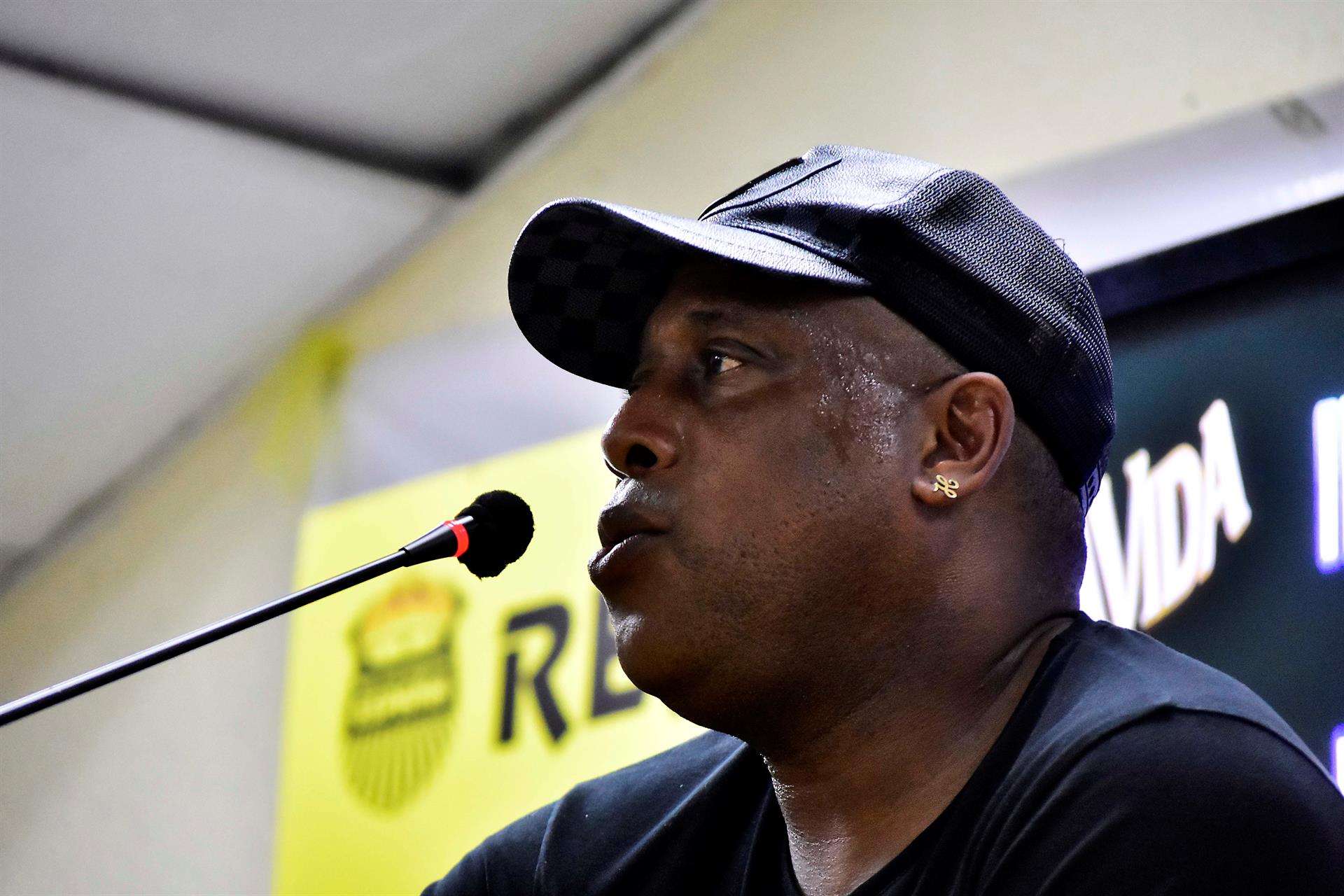 Foto de archivo del director técnico costarricense del Herediano, Hernán Medford. EFE/José Valle