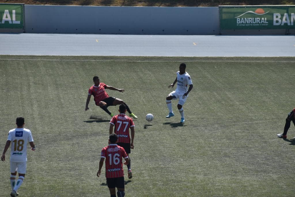 AUDIO | ¿El equipo que adquiera la ficha de Comunicaciones B podrá cambiarle de nombre?