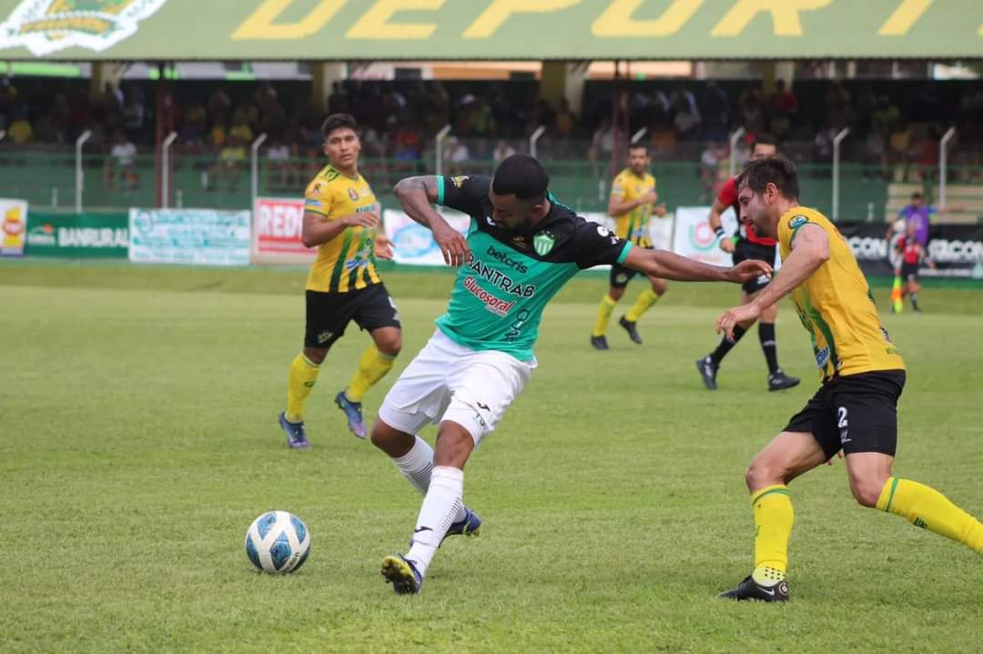 Guastatoya empata ante Antigua y clasifica con sufrimiento